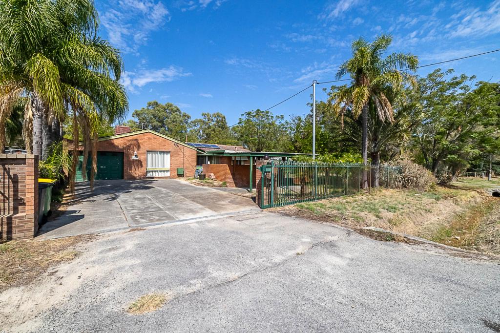 133 Station St, Martin, WA 6110