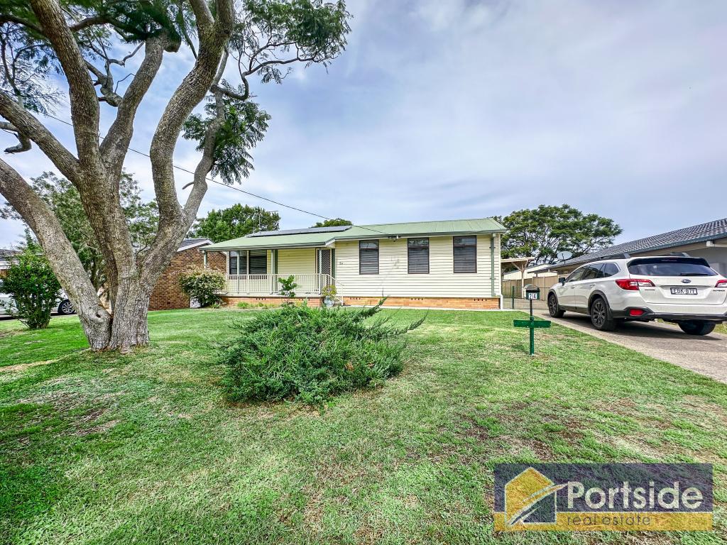 24 Pershing Pl, Tanilba Bay, NSW 2319