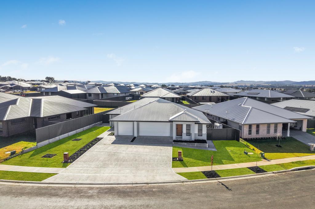 12 & 12a Shearman St, Caerleon, NSW 2850