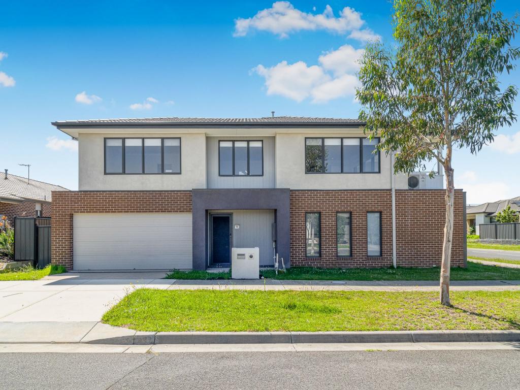 52 Kilmarnock Way, Clyde North, VIC 3978