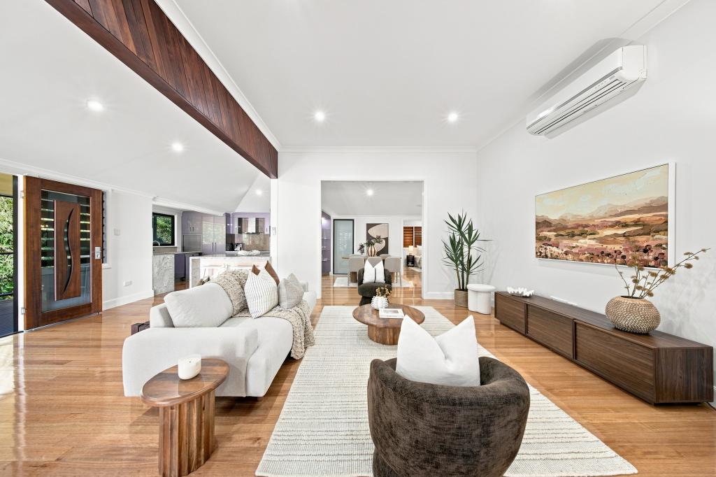 14 Taylor St, Belgian Gardens, QLD 4810
