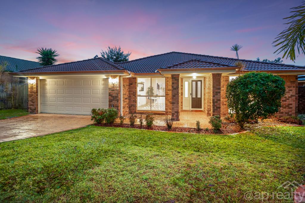 16 CENTRAL ST, FOREST LAKE, QLD 4078