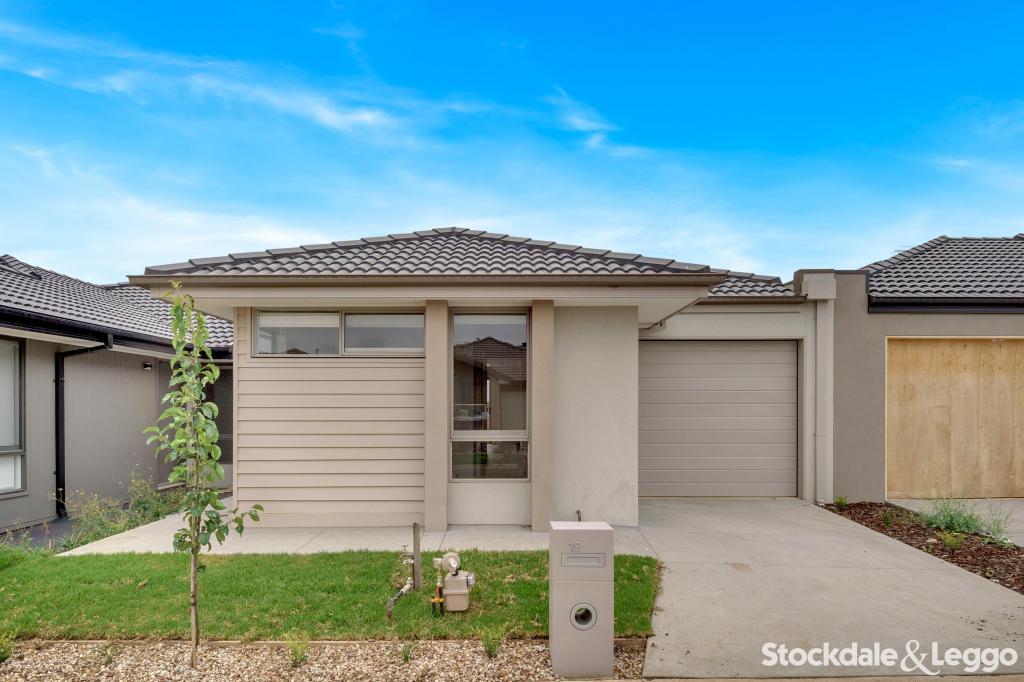 19 Romanesque Dr, Deanside, VIC 3336