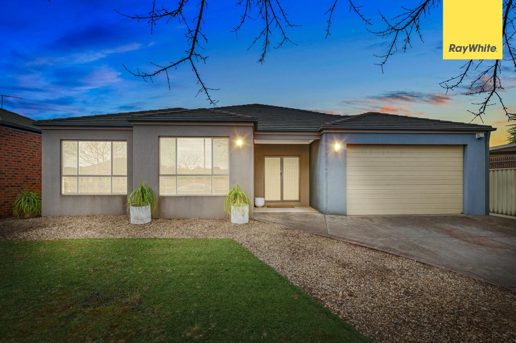 18 Thornhill St, Melton West, VIC 3337