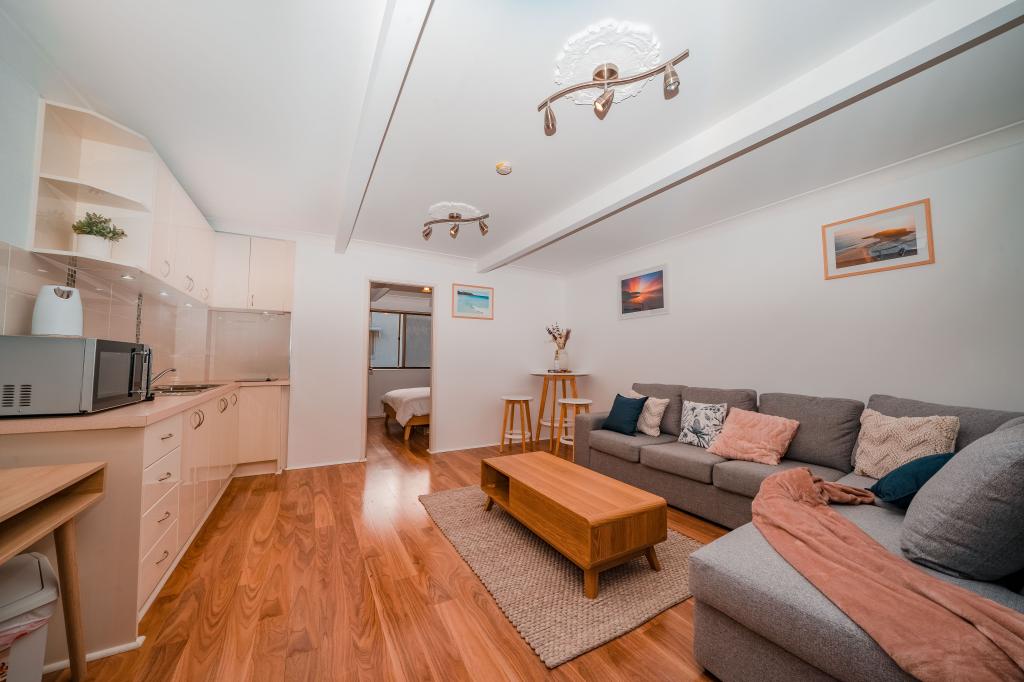 1/44 Ocean St, Mollymook, NSW 2539