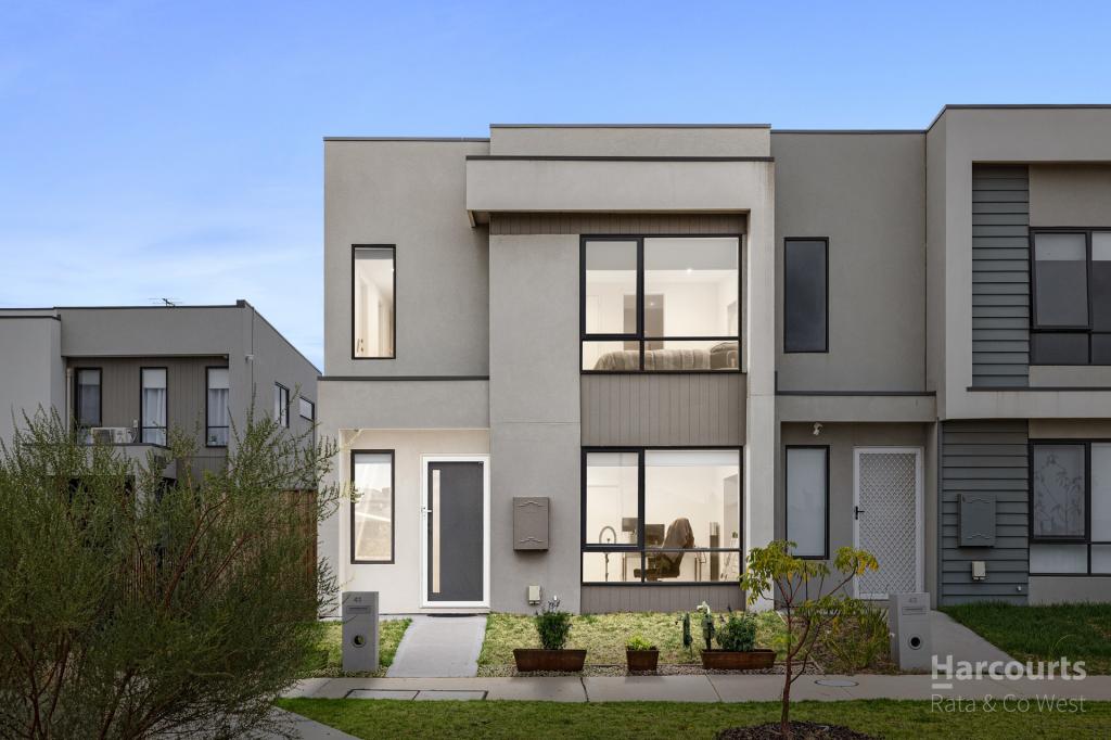 41 Bayview Walk, Thornhill Park, VIC 3335