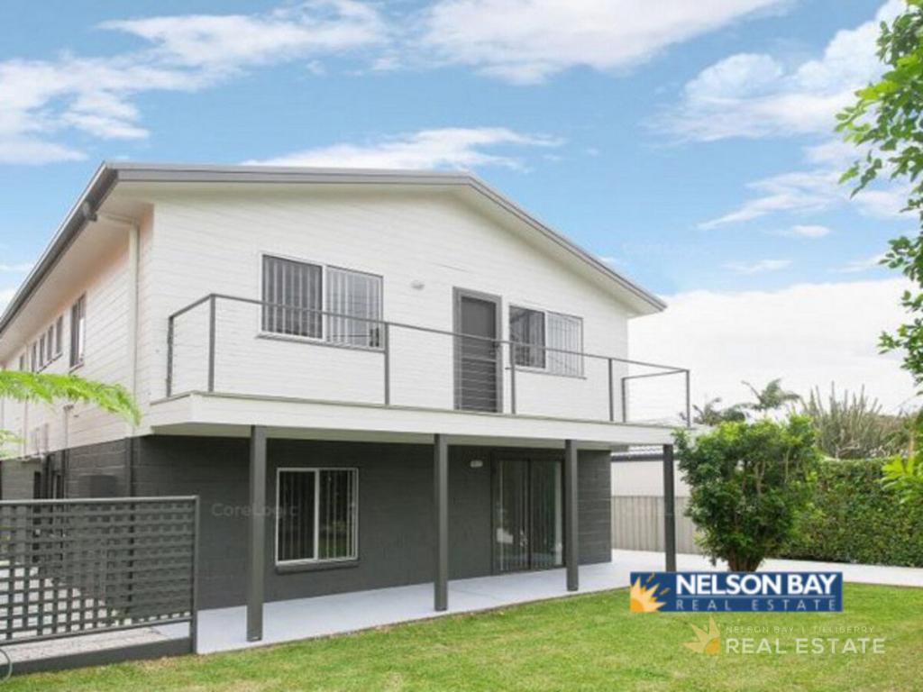 2/96 Sandy Point Rd, Corlette, NSW 2315