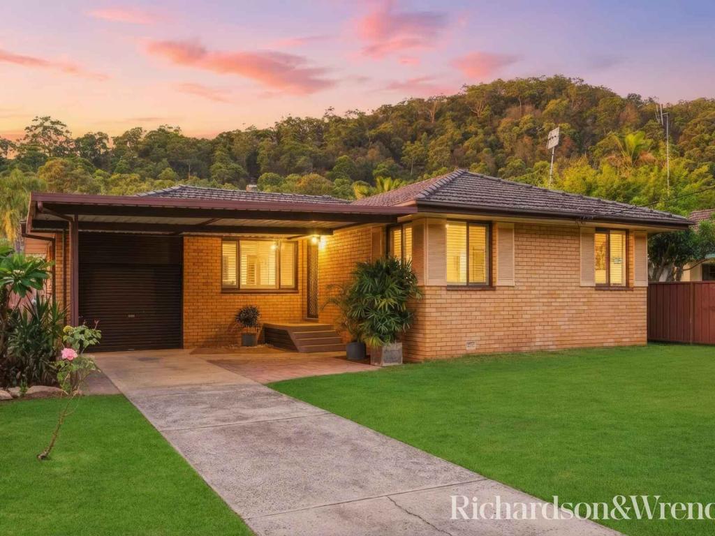 42 Bluefish Cres, Tascott, NSW 2250