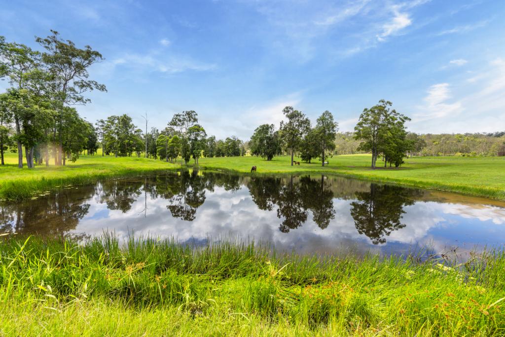 240 Keefton Rd, Woondum, QLD 4570