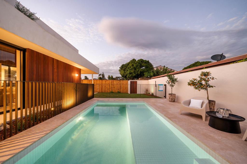 48 Denawen St, Palm Beach, QLD 4221