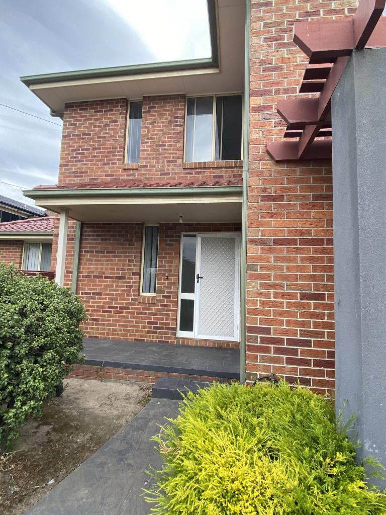 1/10 Seascape St, Clayton, VIC 3168