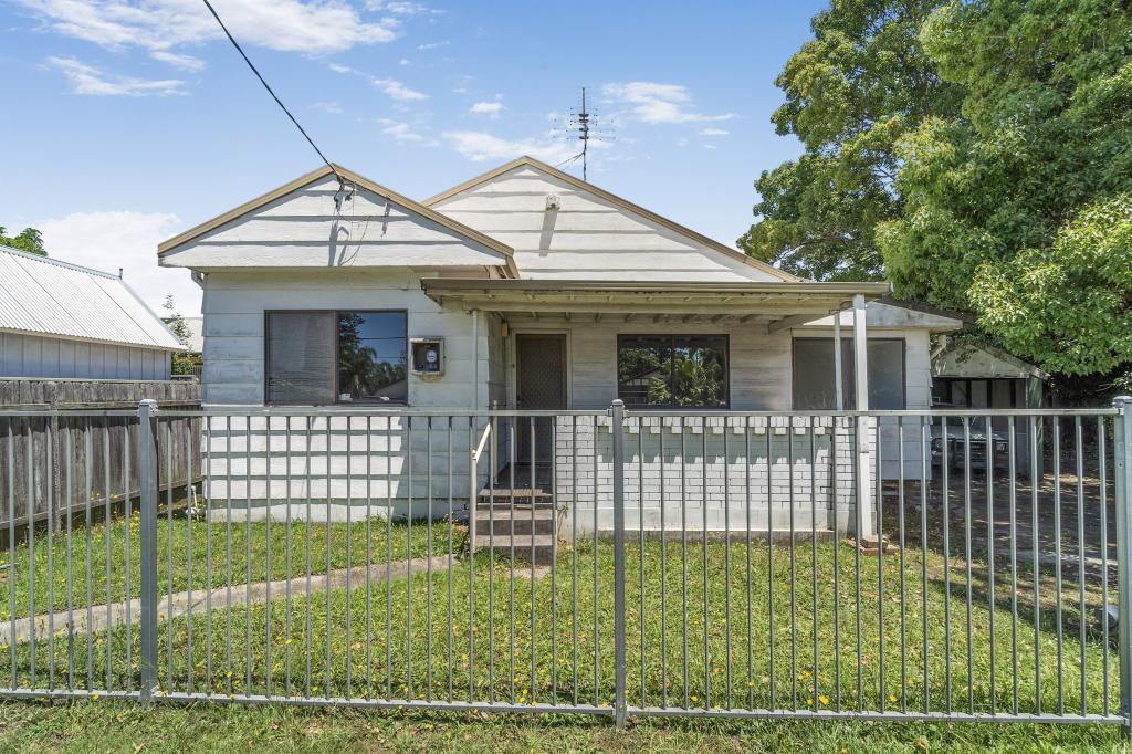 4 BLANE ST, GRANVILLE, NSW 2142