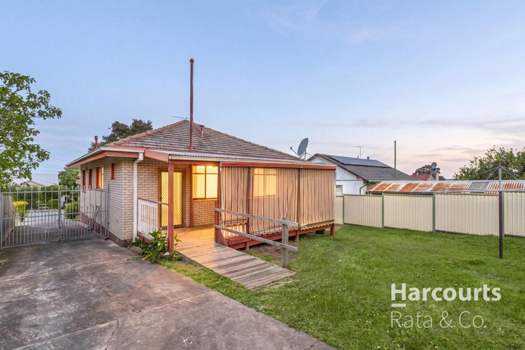24 Eugenia St, Doveton, VIC 3177