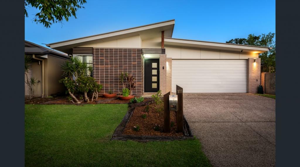 111 Brookside Cct, Ormeau, QLD 4208