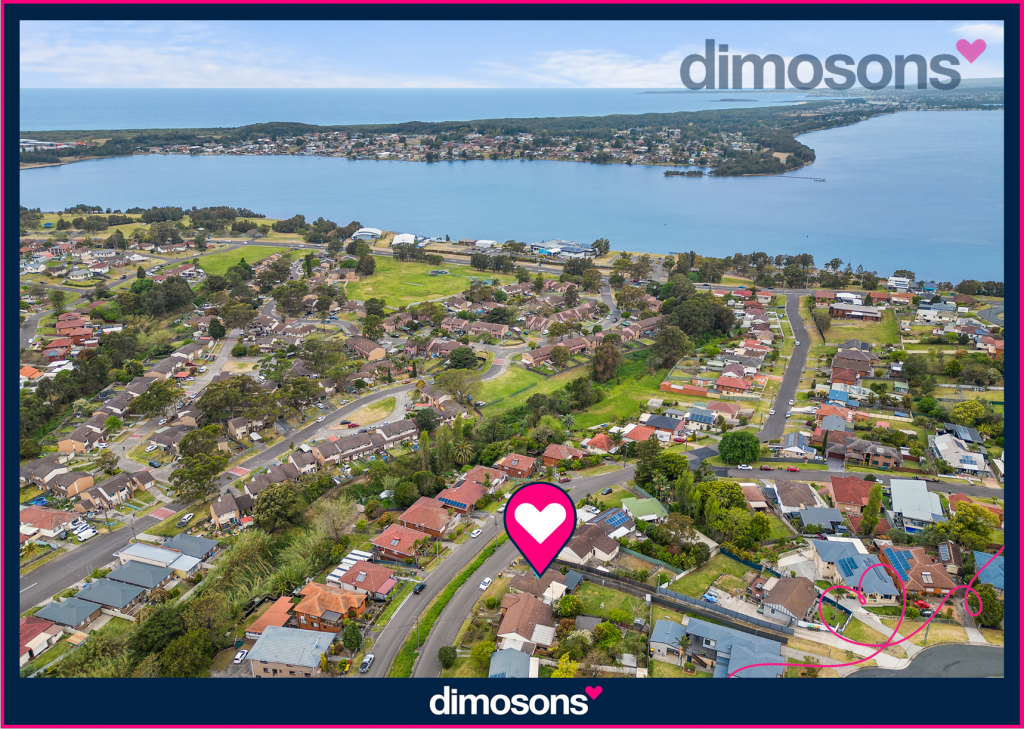 52 Denise St, Lake Heights, NSW 2502