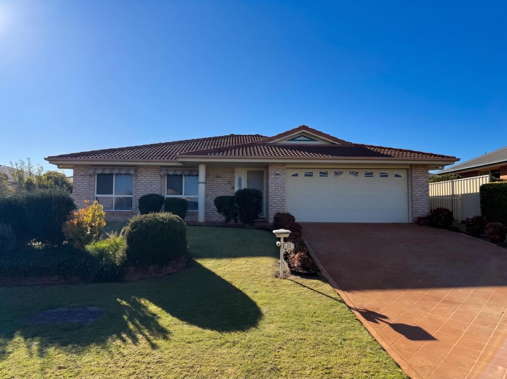 22 Paulene Cres, Kearneys Spring, QLD 4350