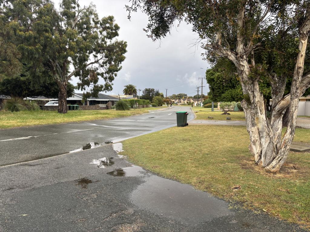 24/13 Merope Cl, Rockingham, WA 6168