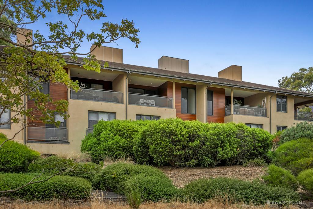 30 Oak Ct, Chirnside Park, VIC 3116