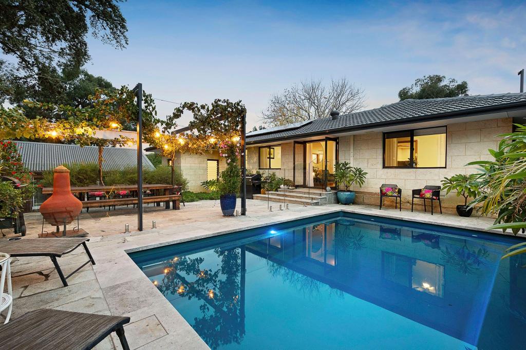 240 Hale Rd, Woodlands, WA 6018