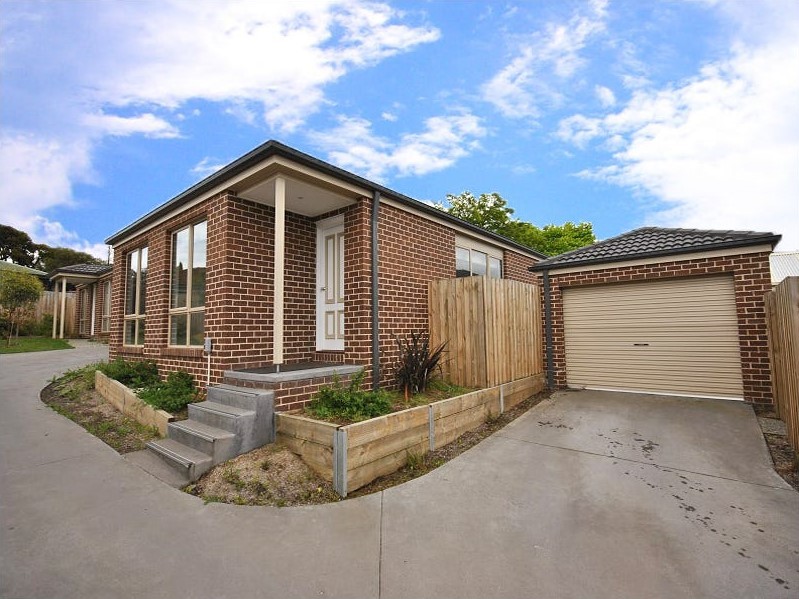 2/35 Fernwood Rd, Narre Warren, VIC 3805