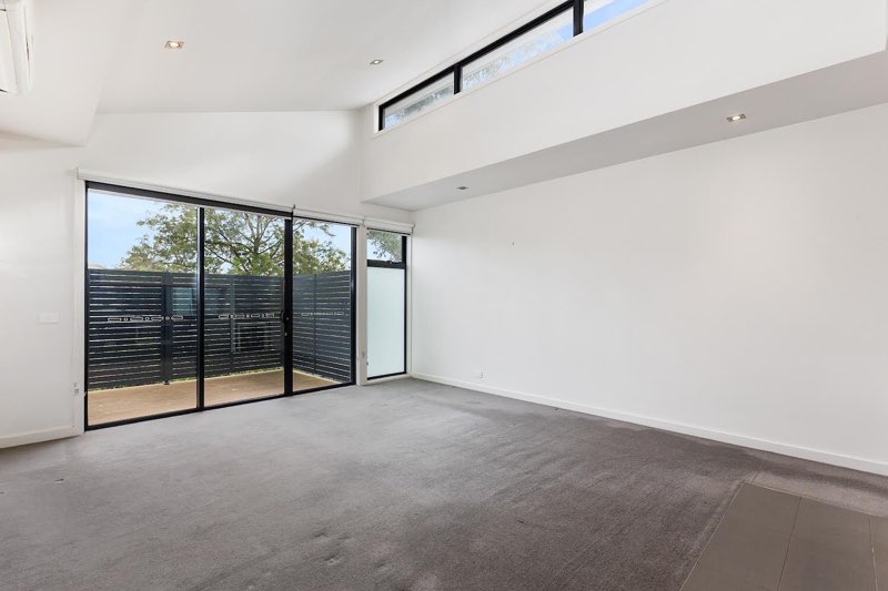 2/1037 Dandenong Rd, Malvern East, VIC 3145