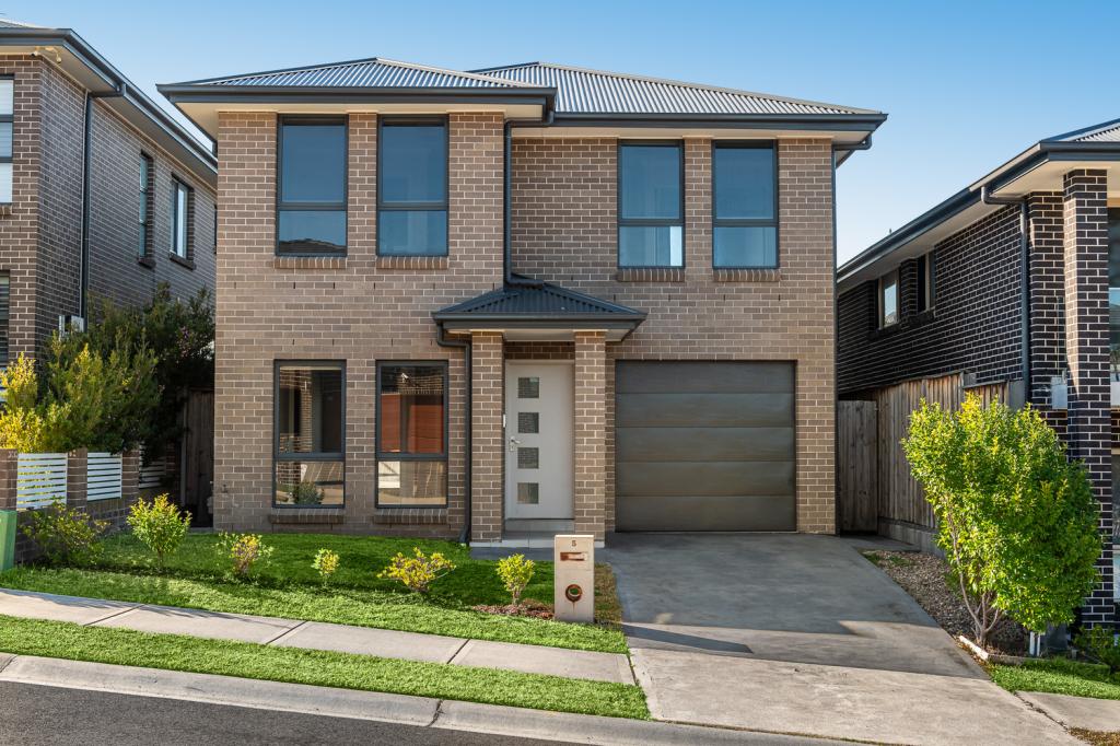 5 ANDROMEDA ST, CAMPBELLTOWN, NSW 2560