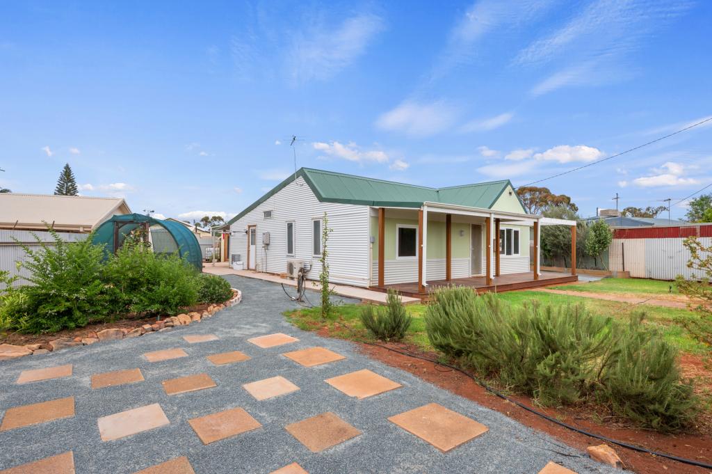 4 Meldrum Ave, Kalgoorlie, WA 6430