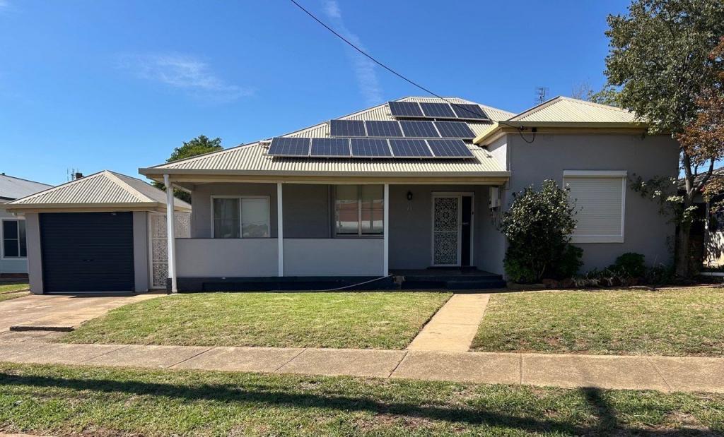 13 Forbes Rd, Parkes, NSW 2870