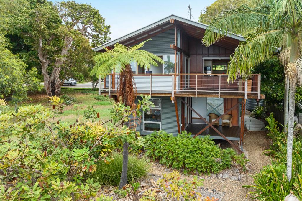 9 Orchard Ave, Boreen Point, QLD 4565