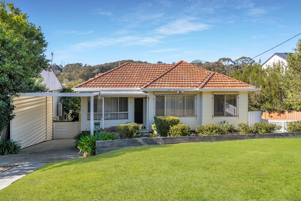13 Cathrine St, Kotara South, NSW 2289