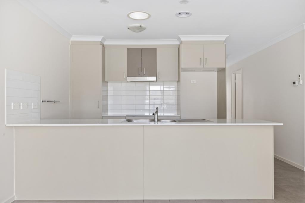 10/4 Lawrenson Cct, Jacka, ACT 2914