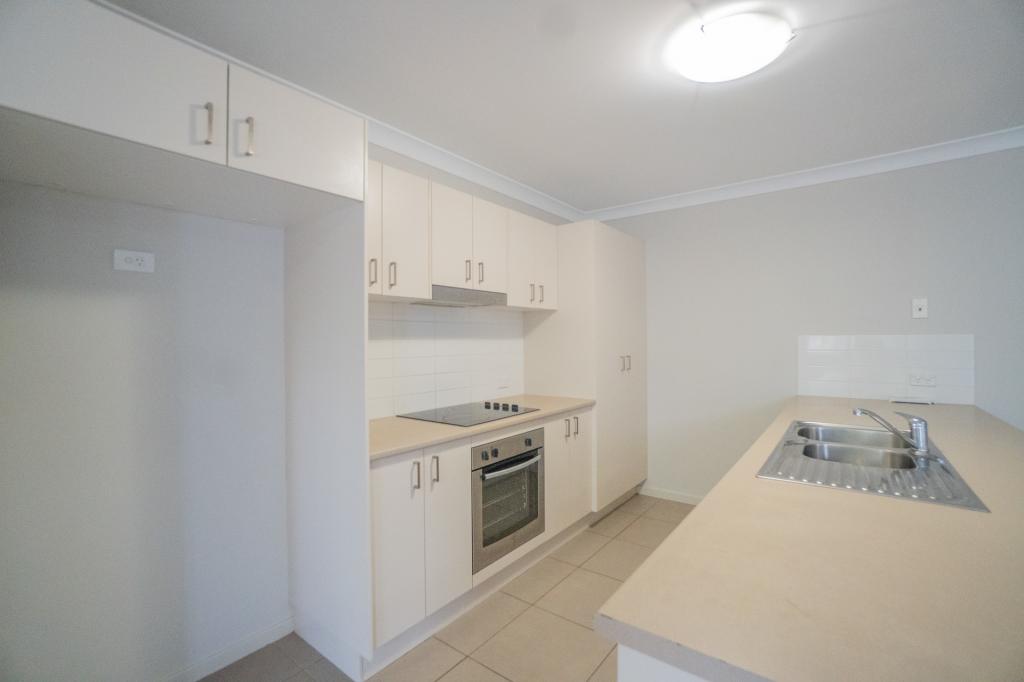 106 Neville Dr, Branyan, QLD 4670