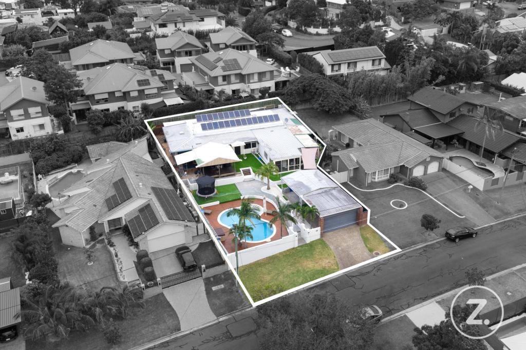 6 Canara St, Benowa, QLD 4217