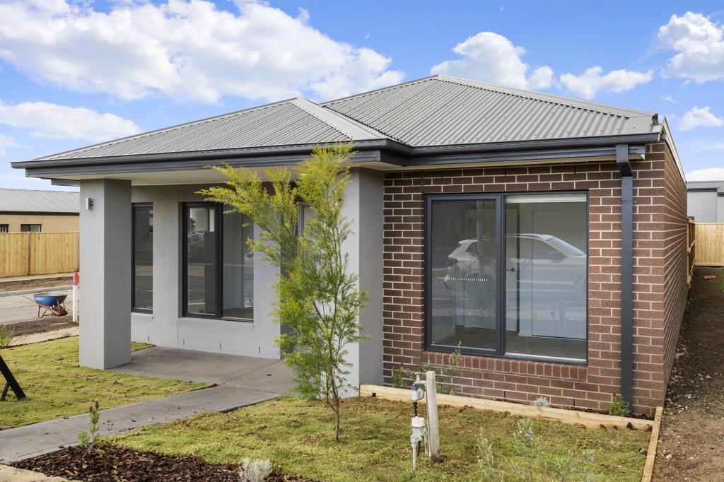 52 YELLOW BRICK RD, DOREEN, VIC 3754