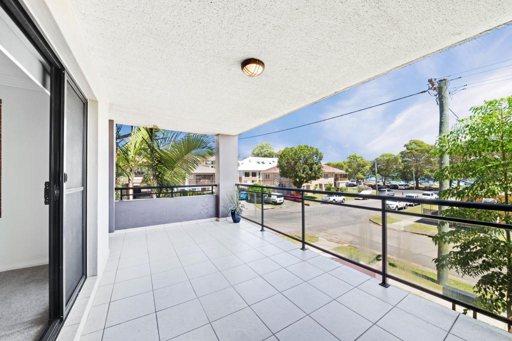 1/1 Lynn Ave, Point Frederick, NSW 2250