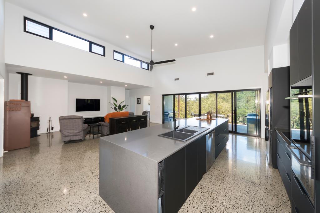 672 CAREYS RD, HILLVILLE, NSW 2430