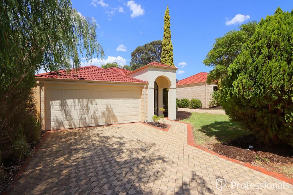 1/10 Tyre Ave, Riverton, WA 6148