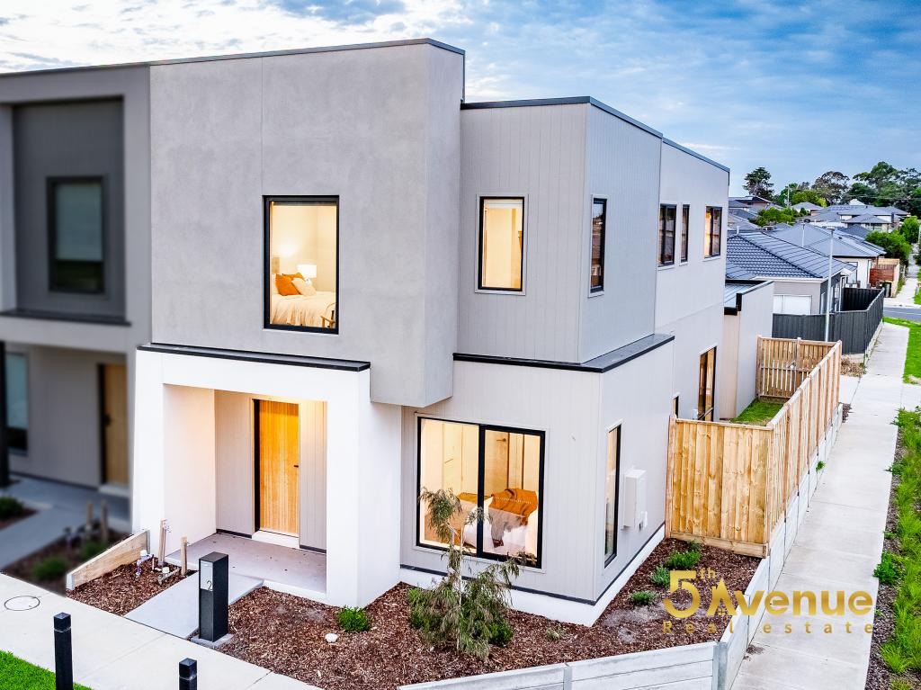 2 CHOW WALK, OFFICER, VIC 3809