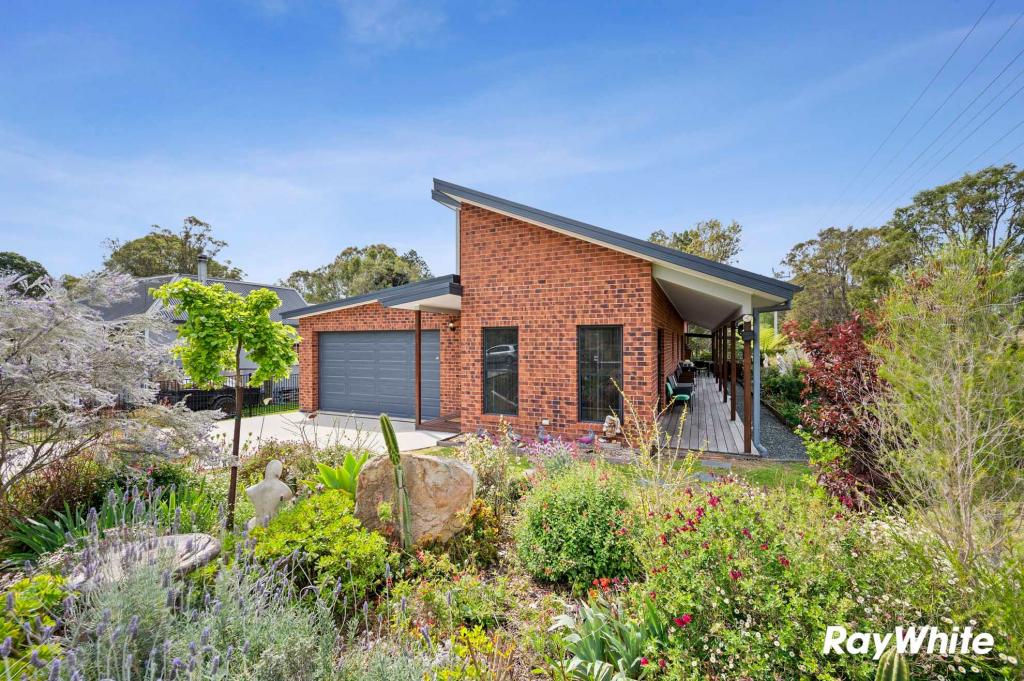 186 Vulcan St, Moruya, NSW 2537