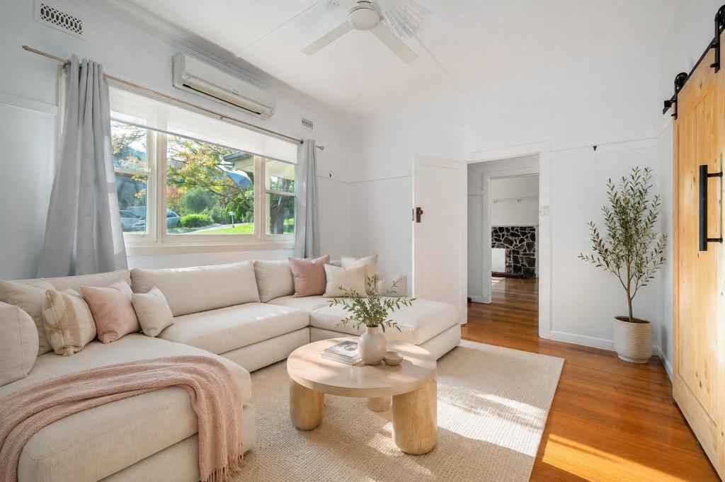 2 Cecil St, Warburton, VIC 3799