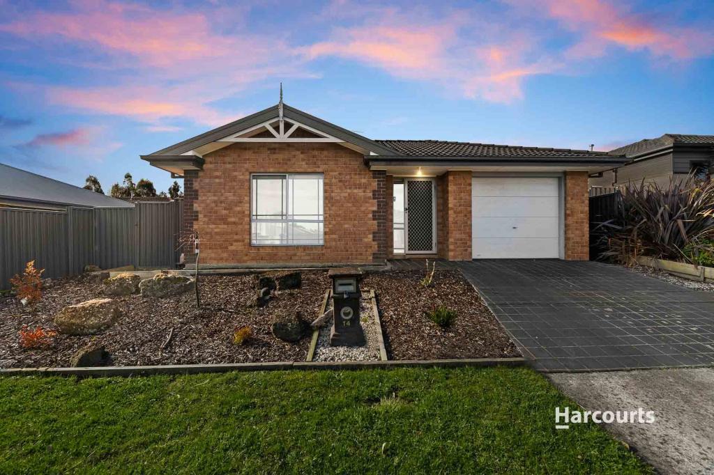 14 PASHIA GR, PAKENHAM, VIC 3810