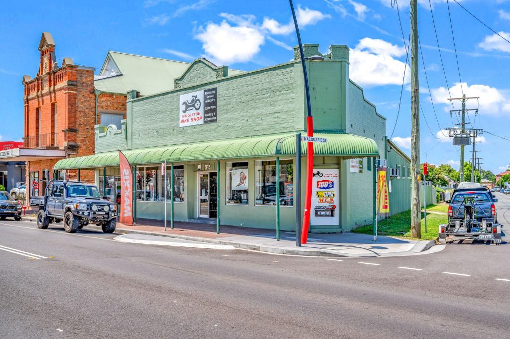 213-215 John St, Singleton, NSW 2330