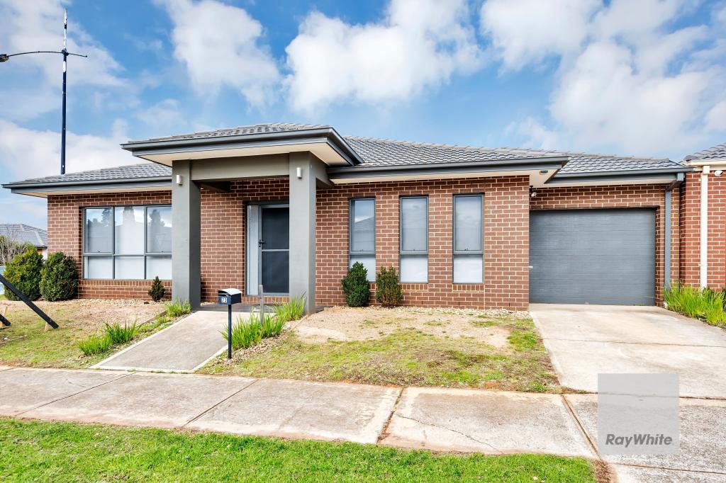 23 Clement Way, Melton South, VIC 3338