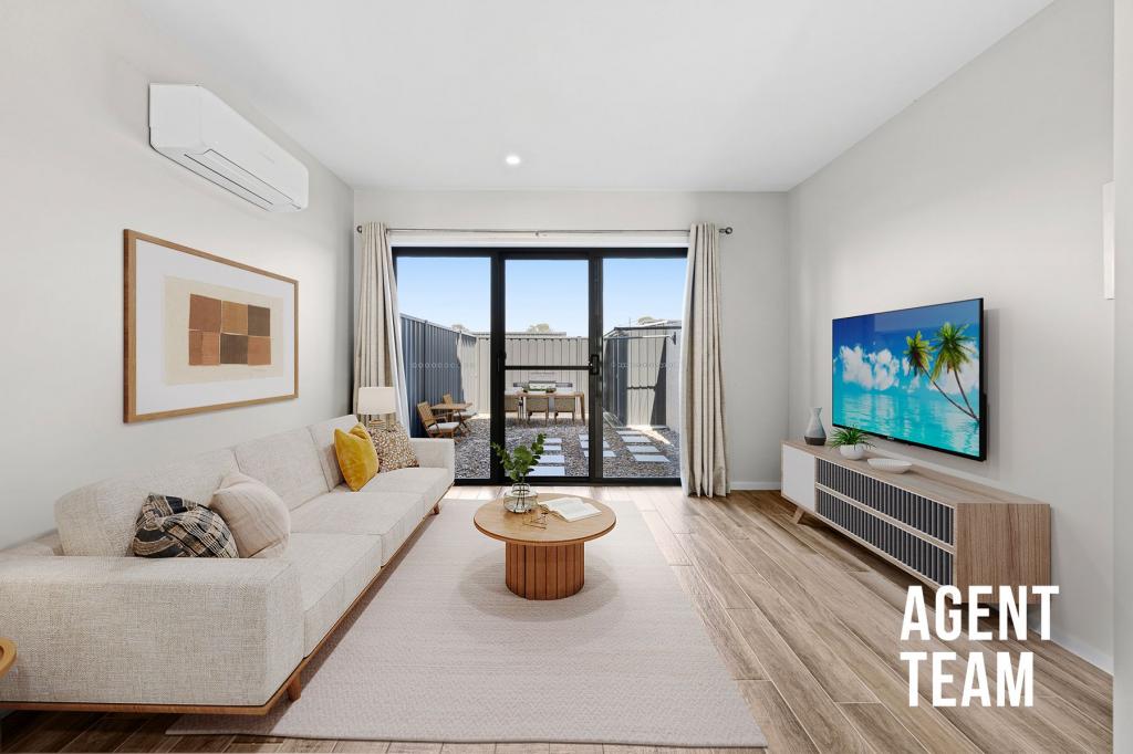 33/14 Grace Munro Cres, Strathnairn, ACT 2615
