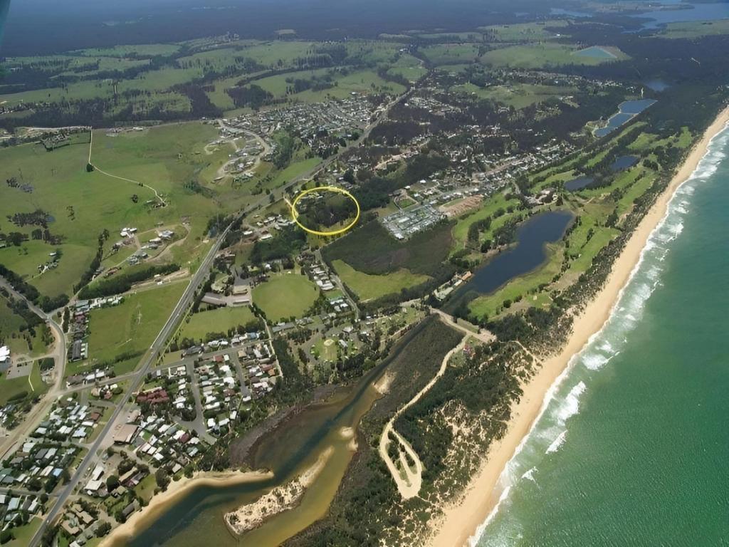 31 Lyrebird Ct, Lakes Entrance, VIC 3909