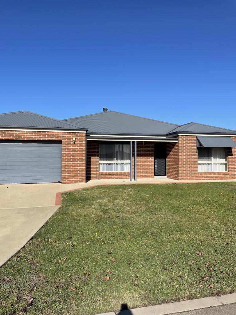 9 Rivertown Gr, Cobram, VIC 3644