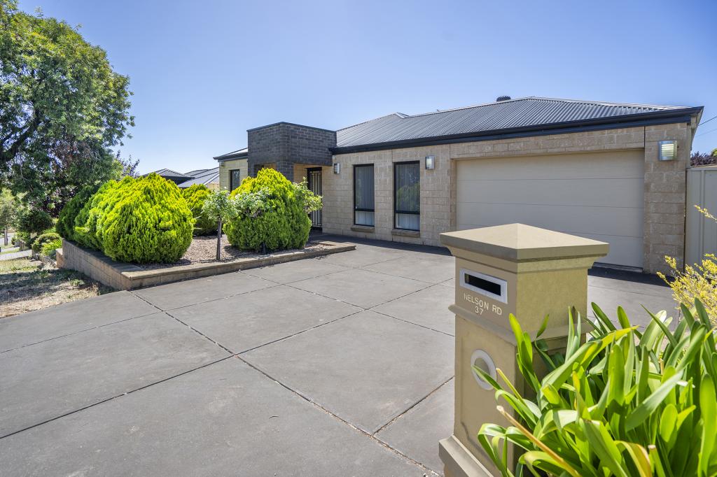 37 Nelson Rd, Valley View, SA 5093