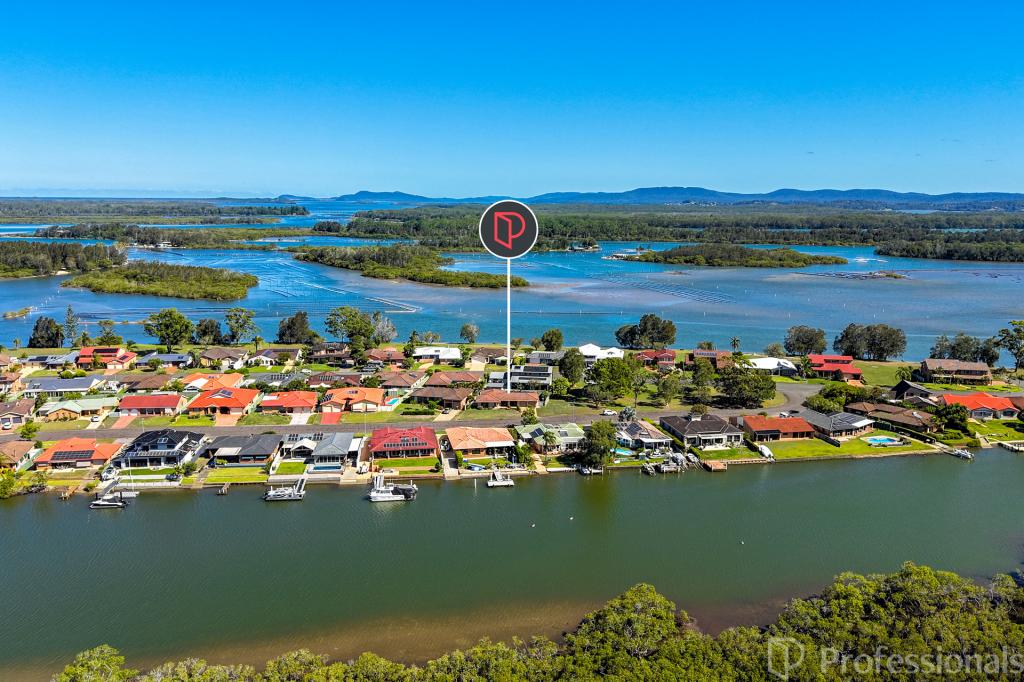 22 Palmway Cres, Tuncurry, NSW 2428