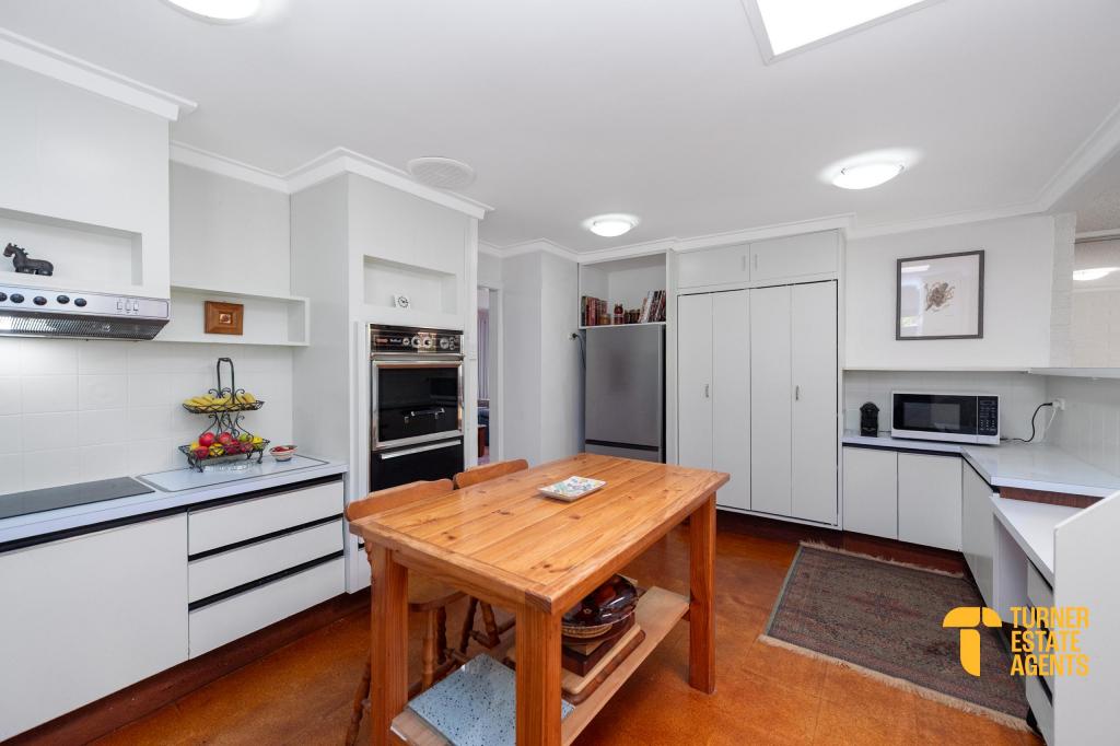 42 Albert Rd, Lesmurdie, WA 6076