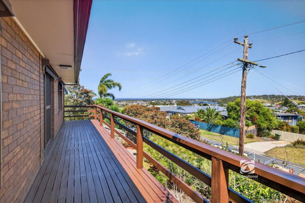 5 Uplands Ave, Lakes Entrance, VIC 3909